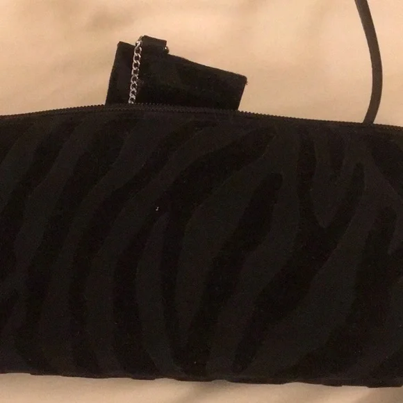 NWOT Tommy Hilfiger black evening bag purse with long strap small - Picture 4 of 9